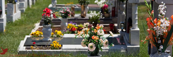 Articles funéraires pour un décès en entreprise.
