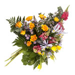 Fleurs deuil : gerbe main pour obsèques.